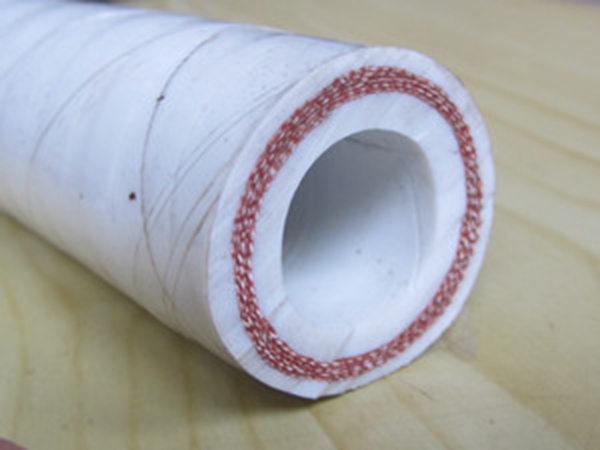 食品（pǐn）廠、藥廠專用耐高（gāo）溫（wēn）蒸（zhēng）汽矽膠管