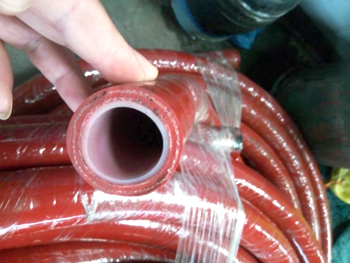 耐高溫高（gāo）壓夾布食品矽膠管